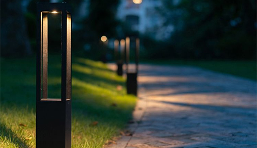 What are the outdoor lamps applicable to the park square